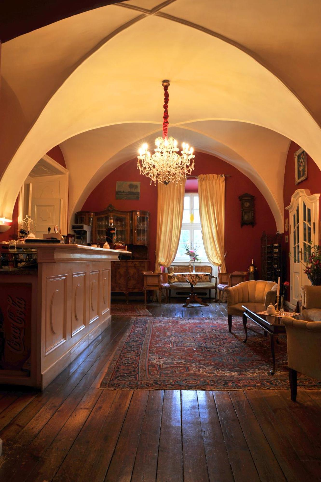 Palac Staniszow